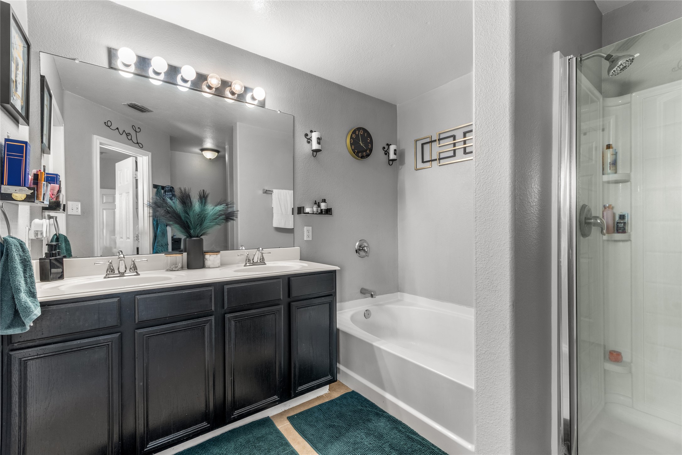 1225 Glencoe Drive Glenn Heights TX 75154