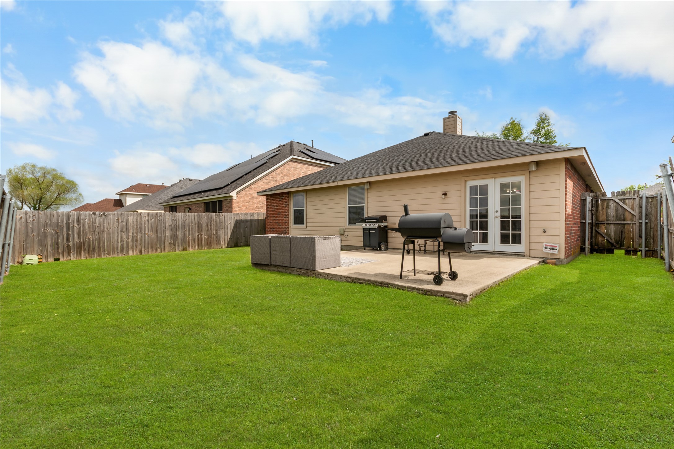 1225 Glencoe Drive Glenn Heights TX 75154