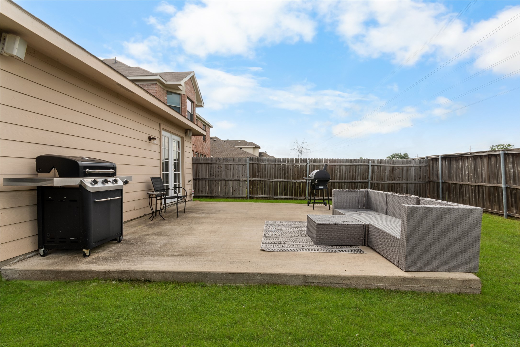 1225 Glencoe Drive Glenn Heights TX 75154