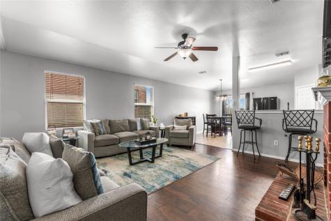 1225 Glencoe Drive Glenn Heights TX 75154