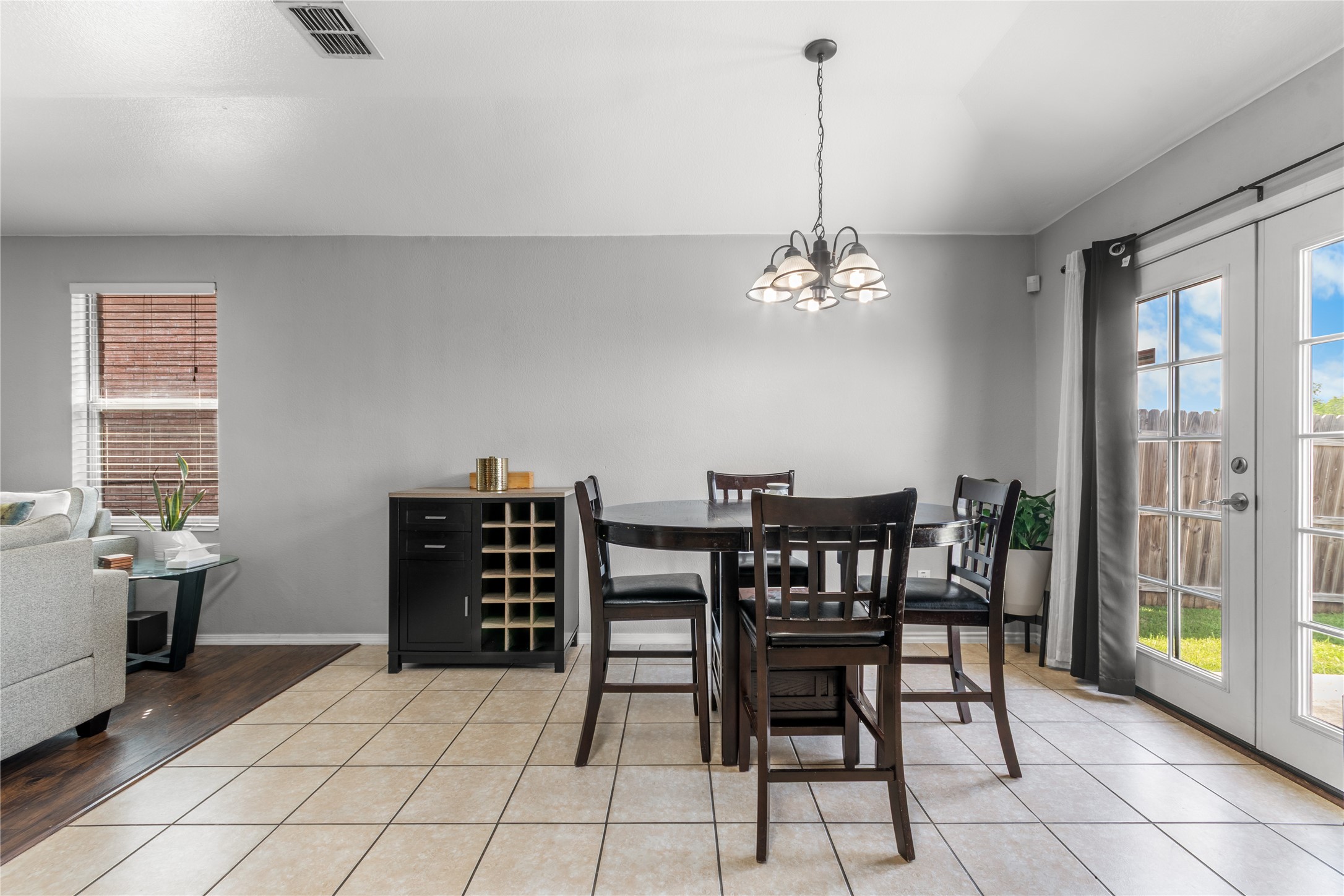 1225 Glencoe Drive Glenn Heights TX 75154