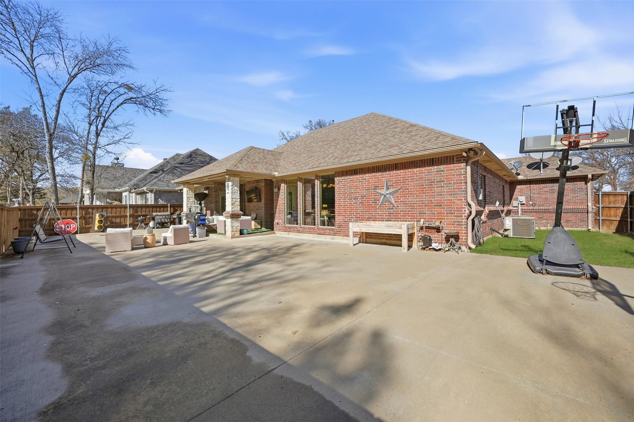 21 Lone Oak Boulevard Pottsboro TX 75076