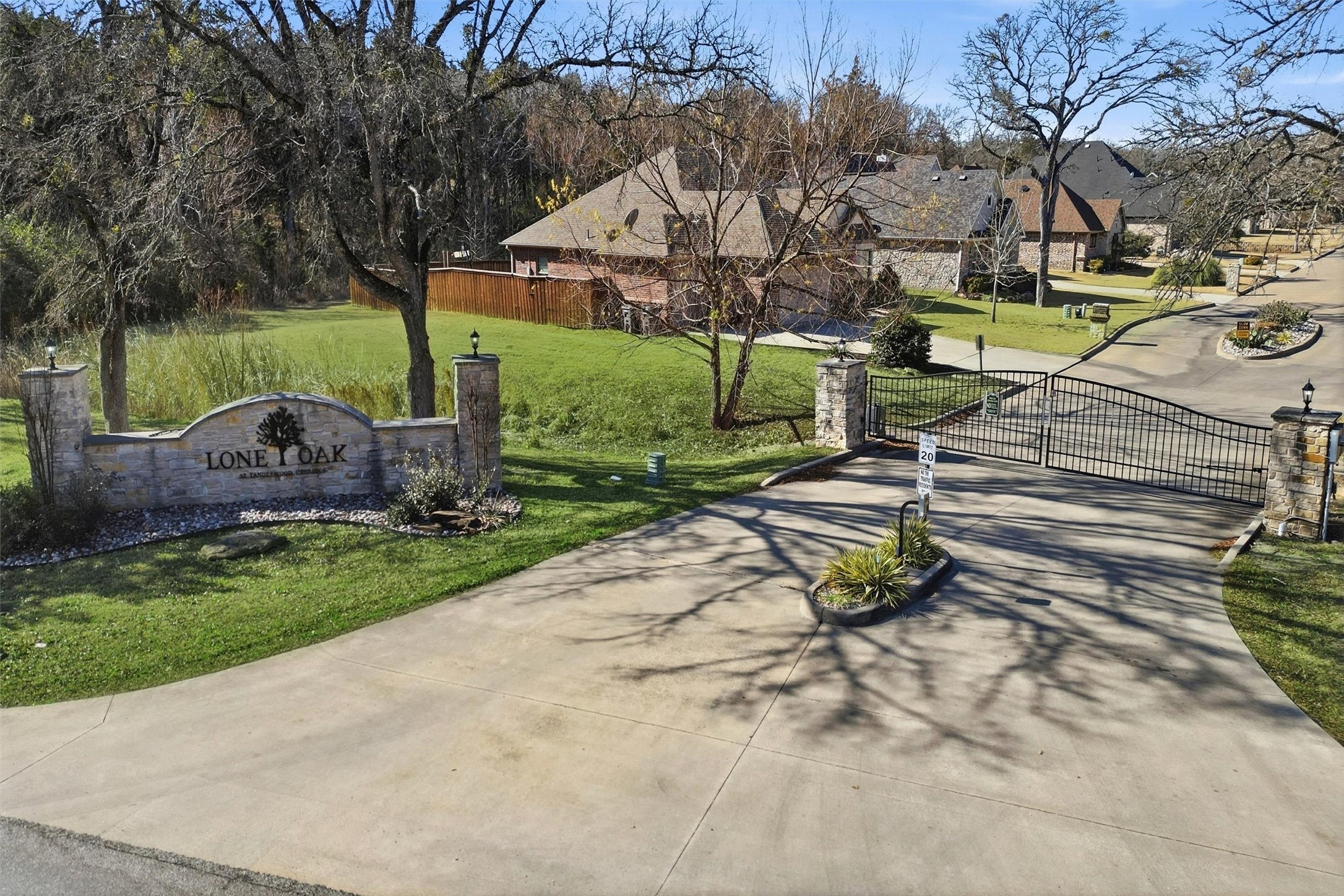 21 Lone Oak Boulevard Pottsboro TX 75076