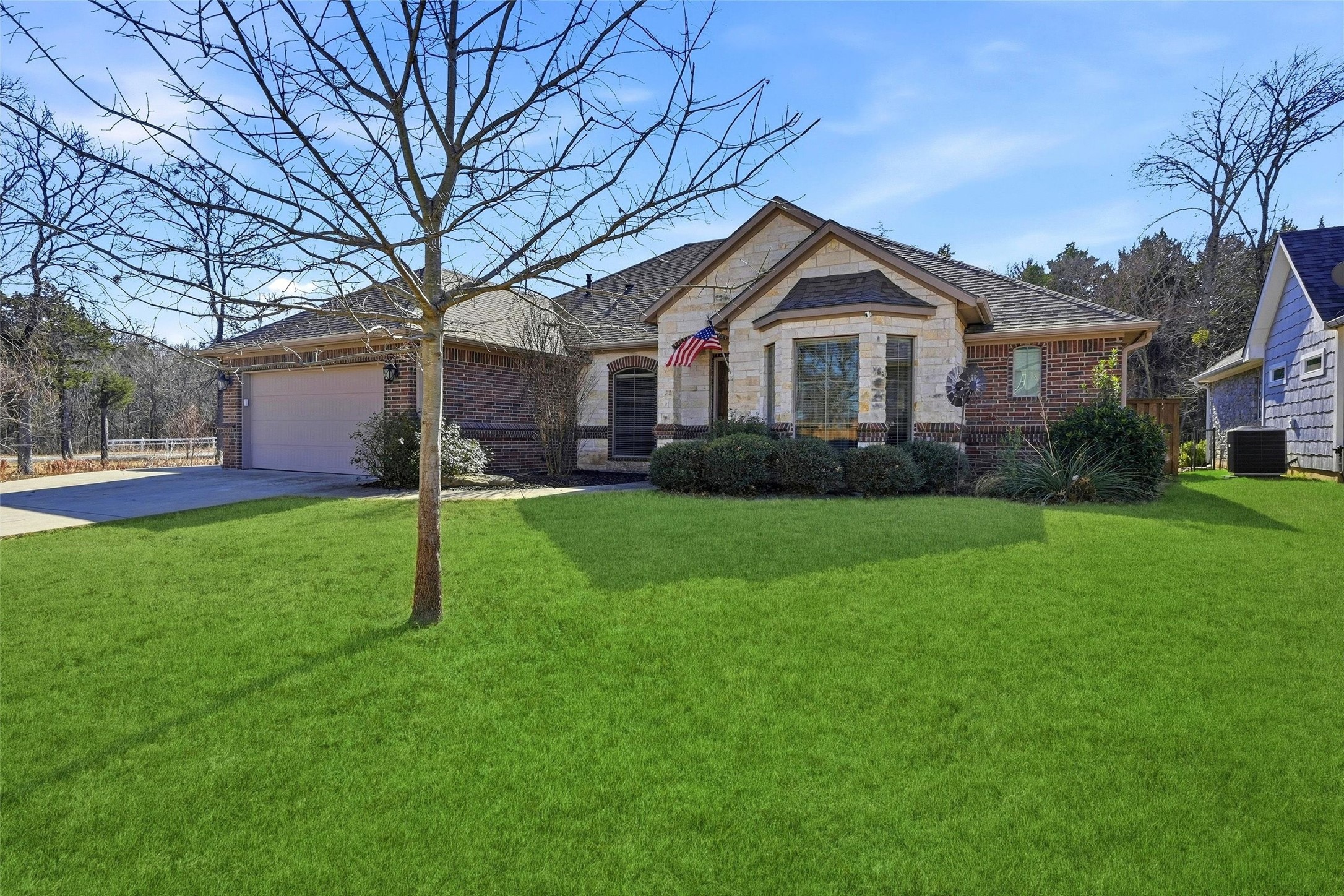 21 Lone Oak Boulevard Pottsboro TX 75076