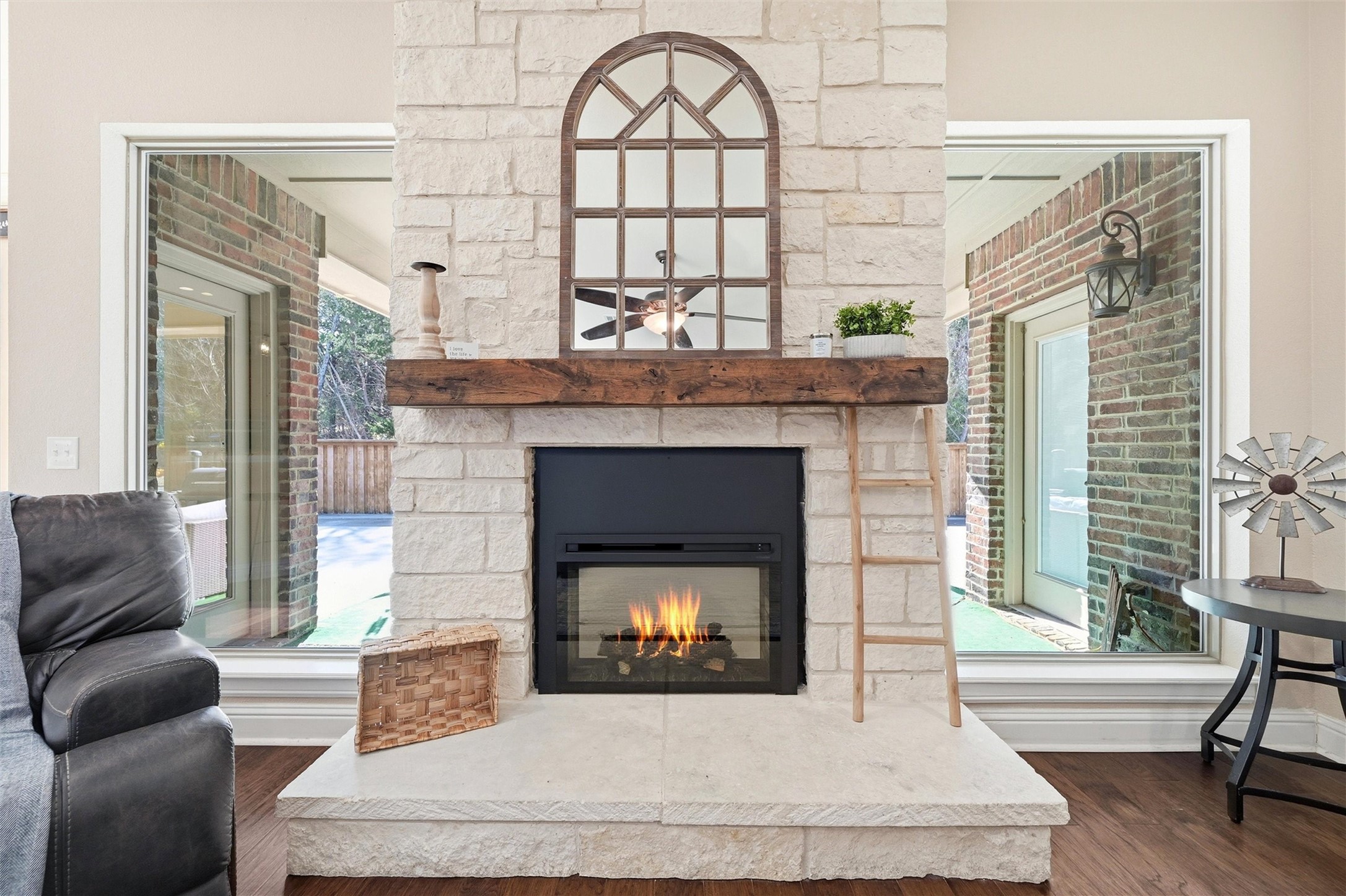 21 Lone Oak Boulevard Pottsboro TX 75076