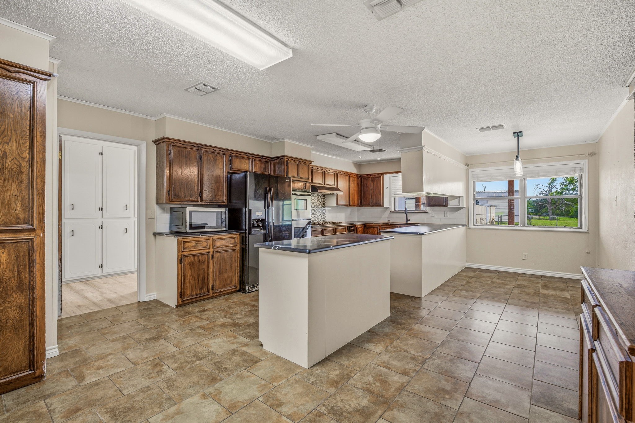 621 County Road 484 Stephenville TX 76401