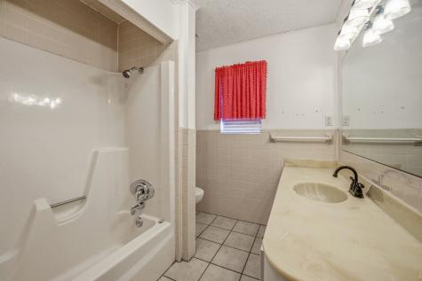 621 County Road 484 Stephenville TX 76401