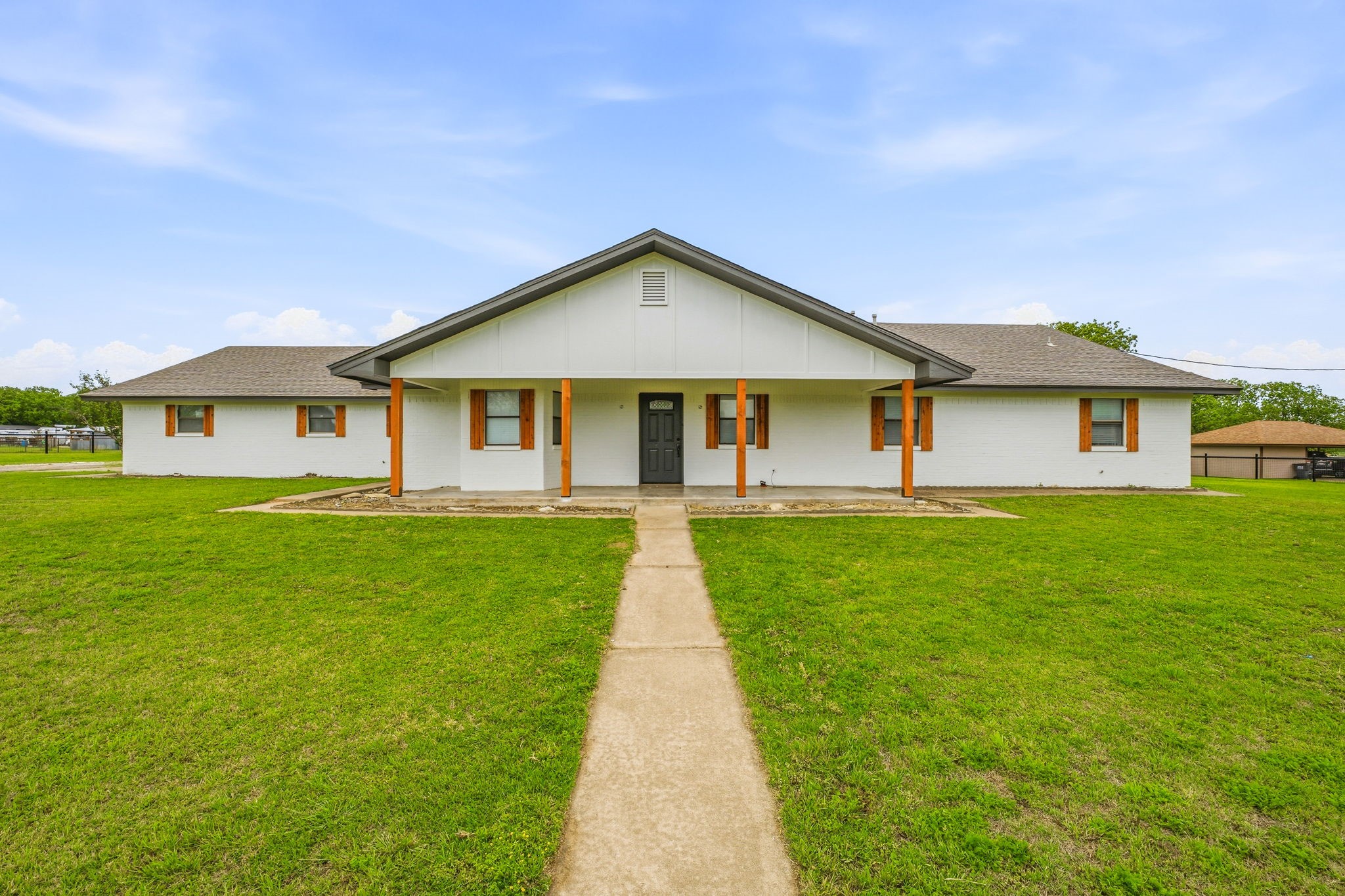 621 County Road 484 Stephenville TX 76401