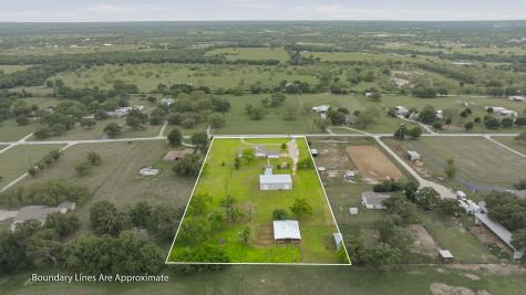 621 County Road 484 Stephenville TX 76401