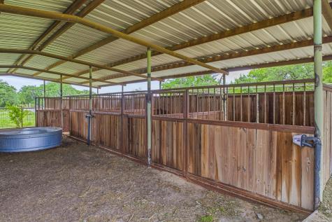 621 County Road 484 Stephenville TX 76401