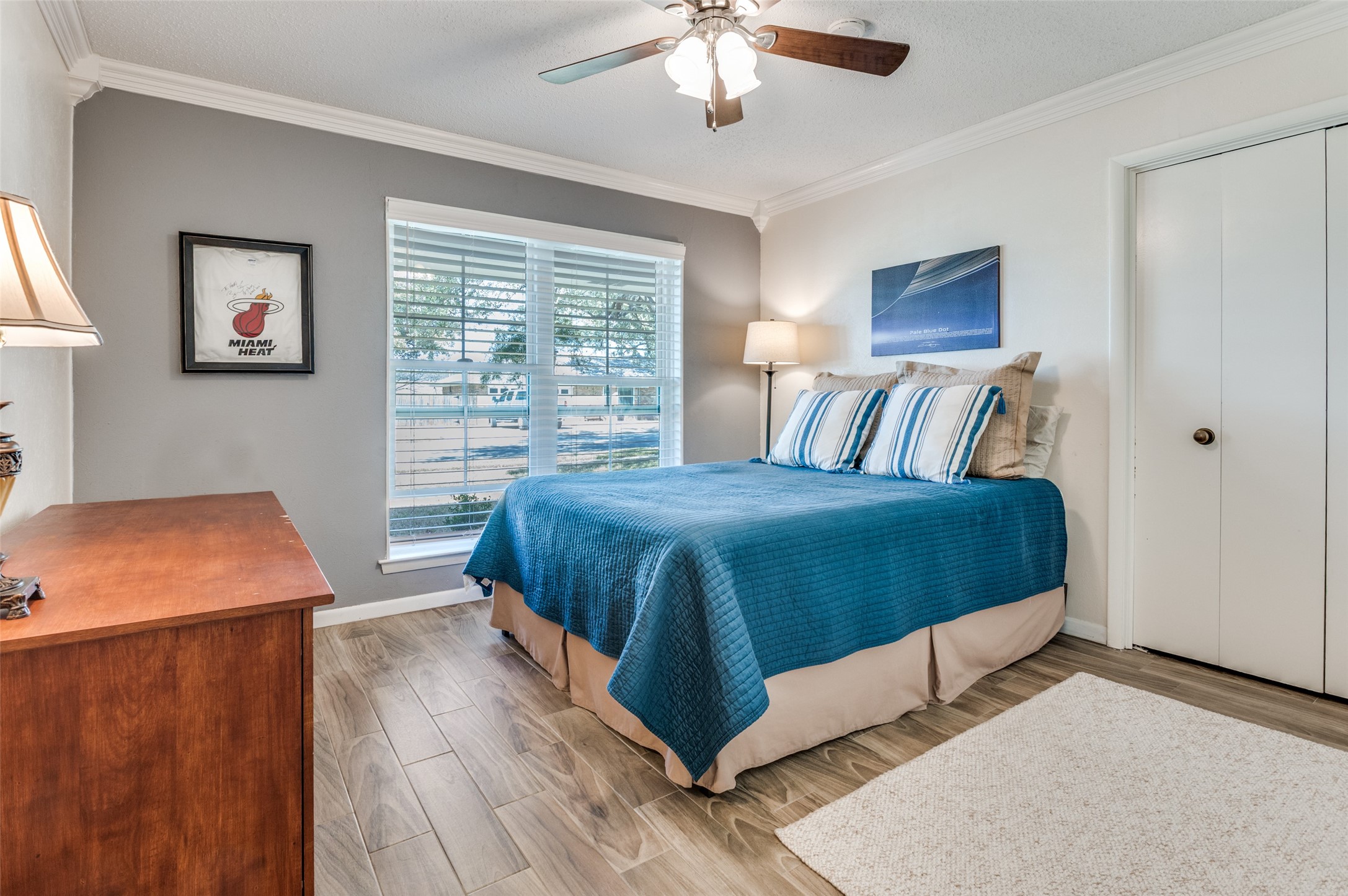 1710 N Dickerson Pantego TX 76013