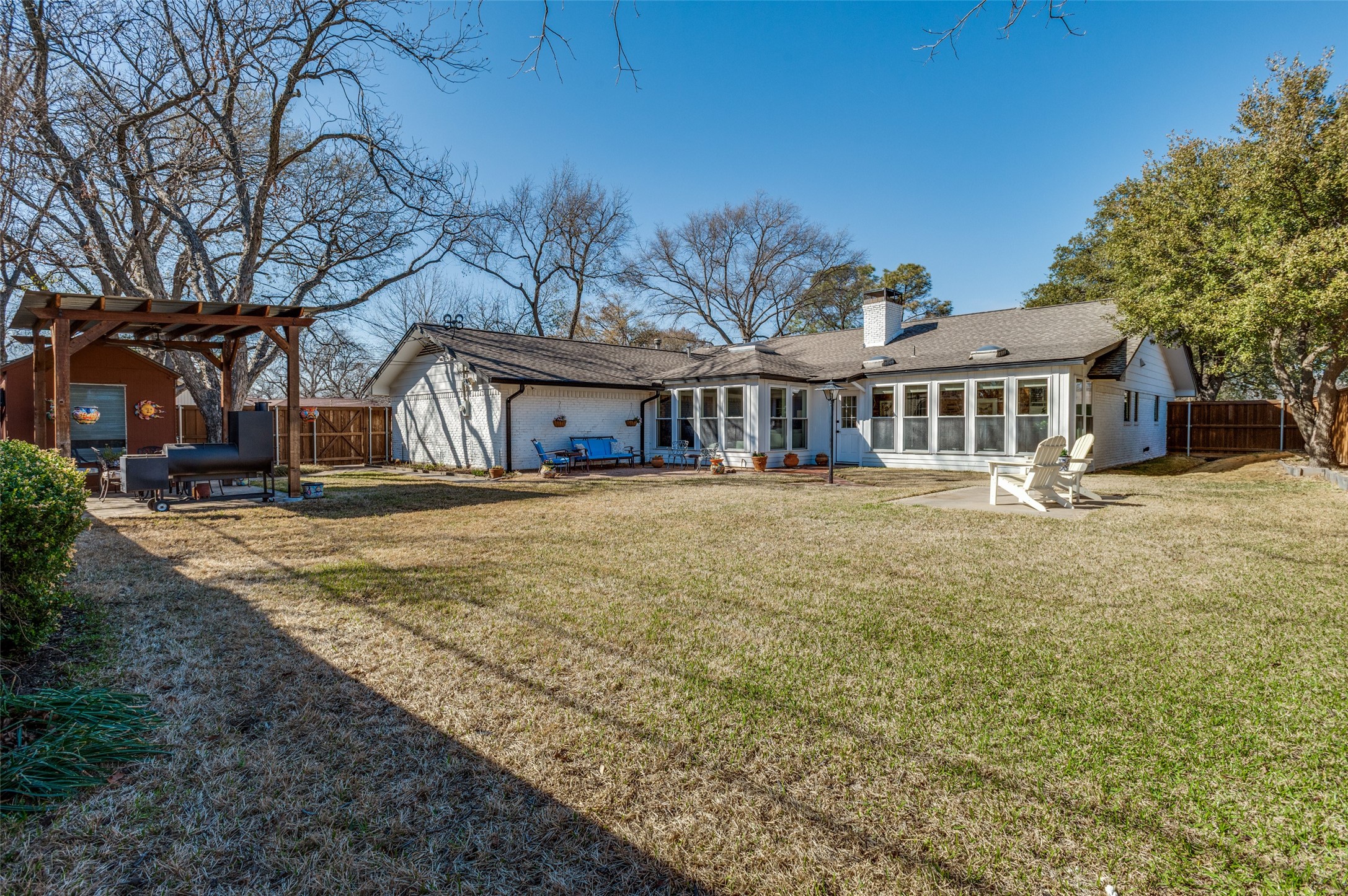 1710 N Dickerson Pantego TX 76013