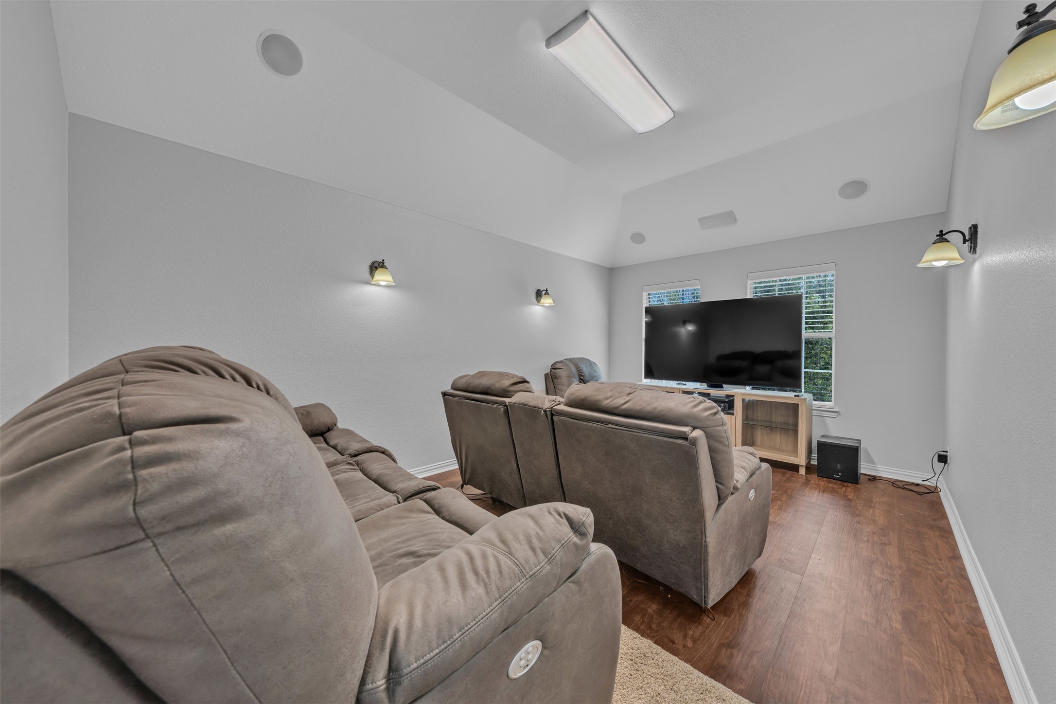 943 Mimosa Court Burleson TX 76028