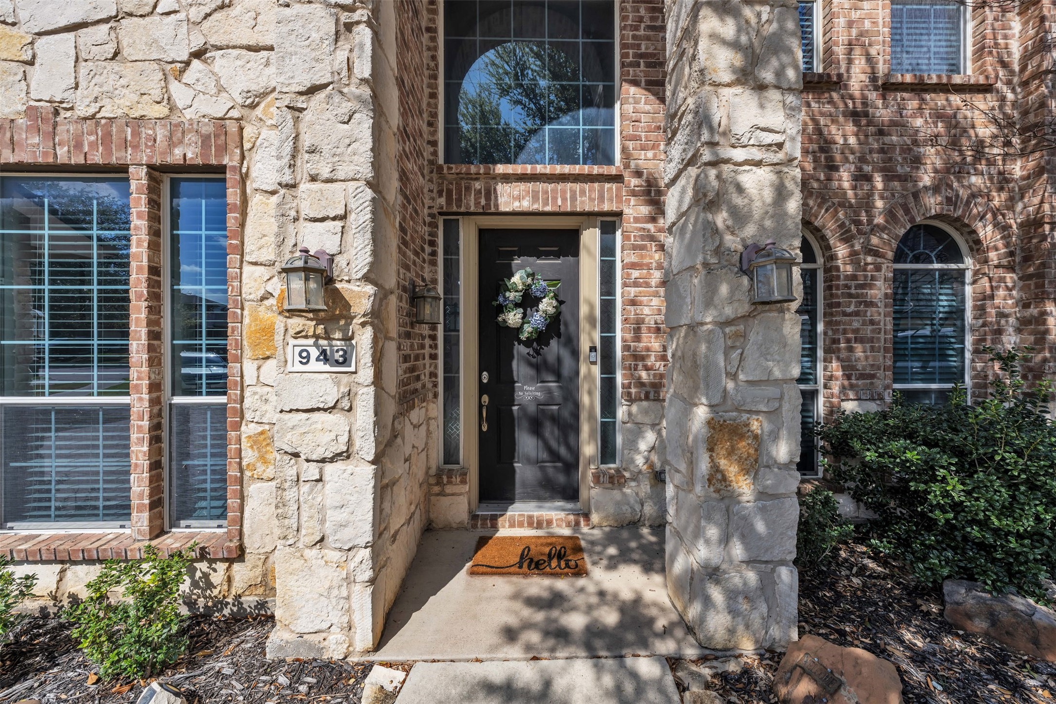 943 Mimosa Court Burleson TX 76028