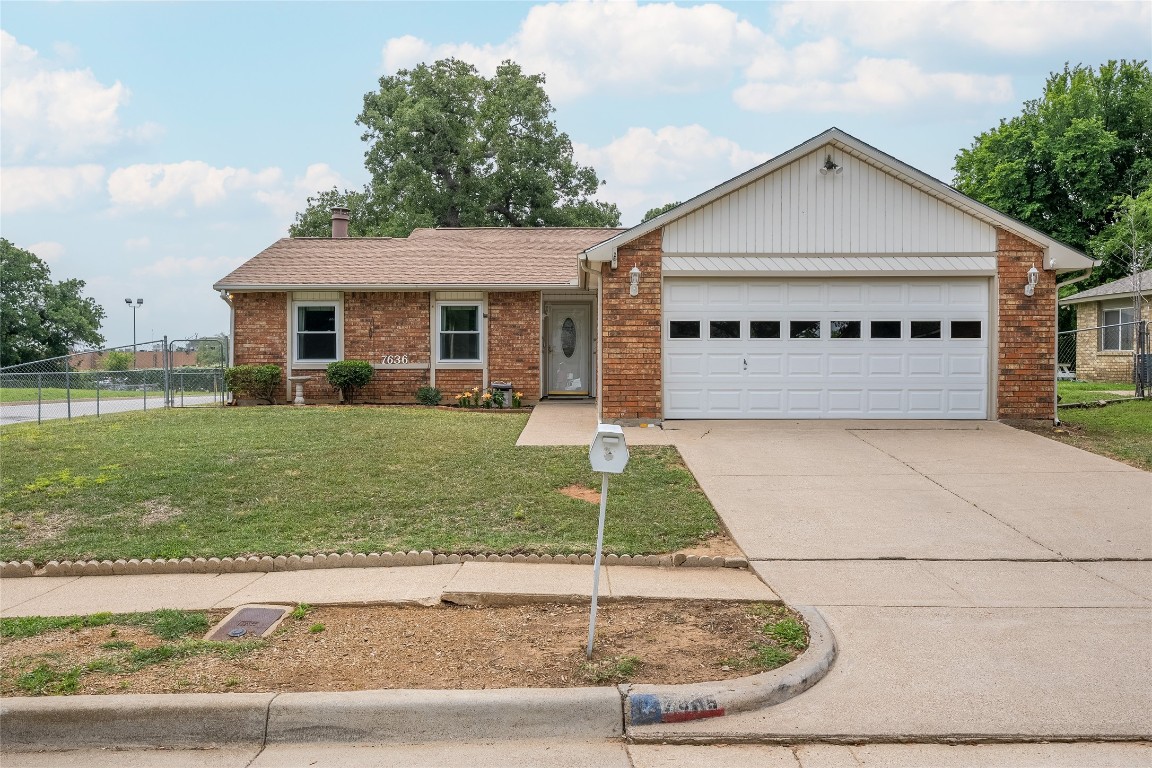7636 Woodfield Road Fort Worth TX 76112