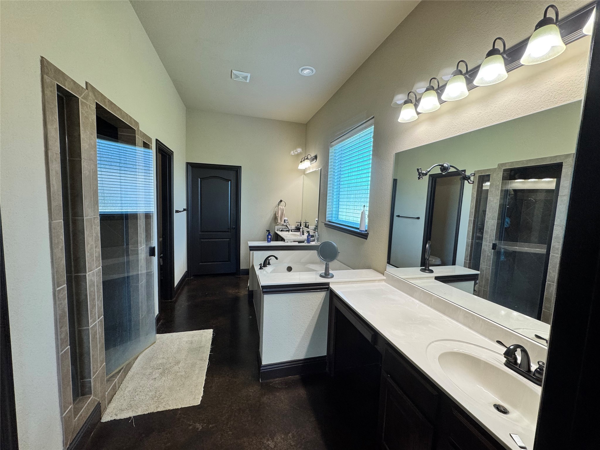 8228 Preserve Oaks Drive Burleson TX 76028