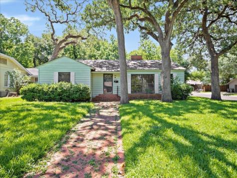 1723 Maplewood Avenue Corsicana TX 75110