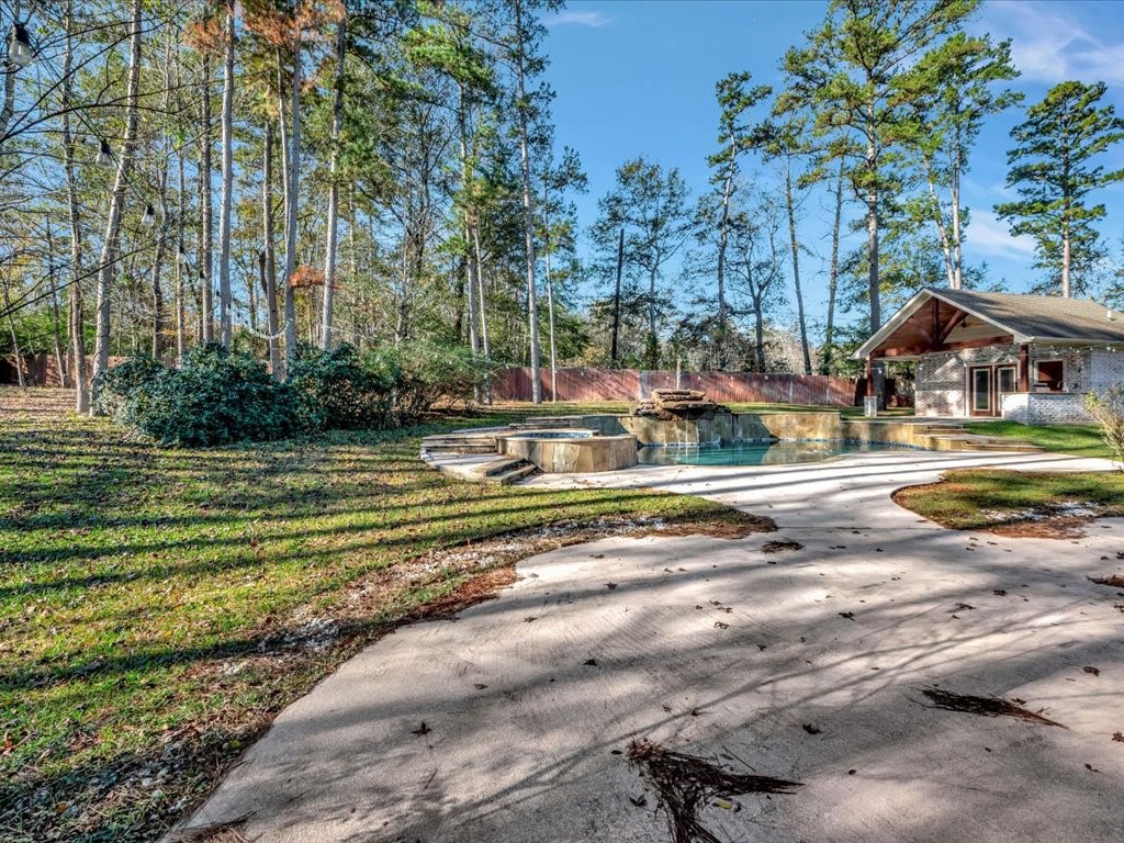 1904 Loblolly Lane Lufkin TX 75904