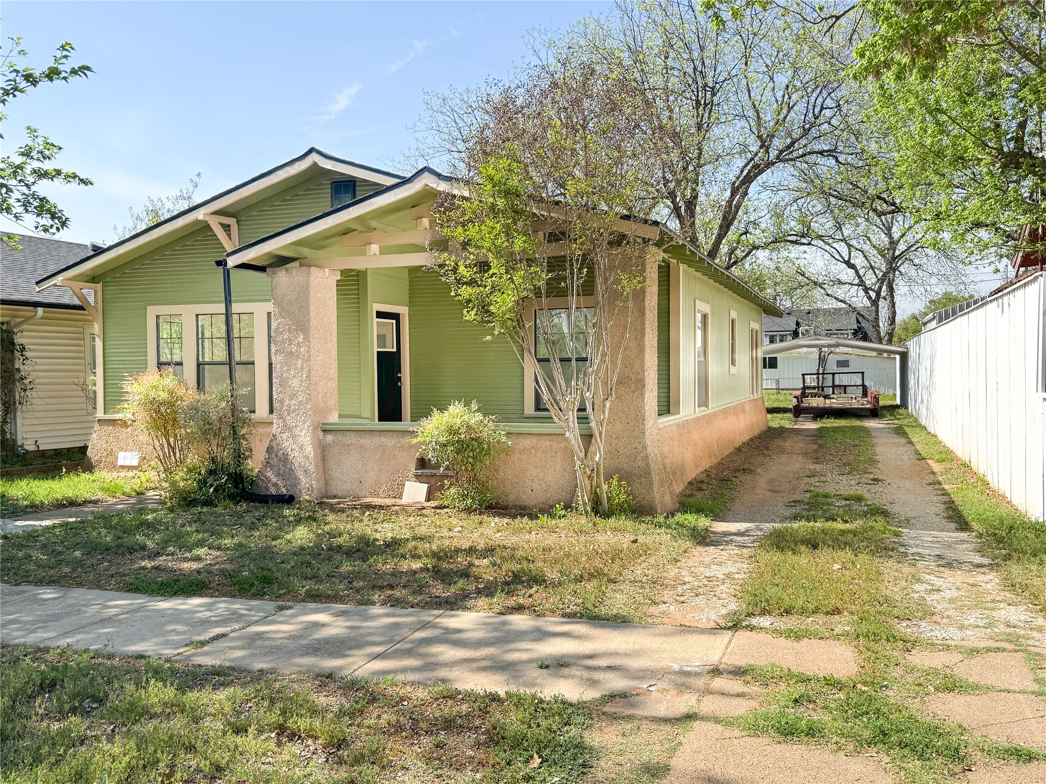 904 W 7th Street Cisco TX 76437