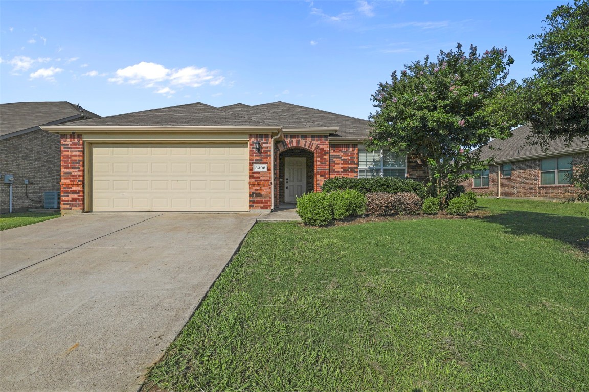 8308 Mossberg Drive Arlington TX 76002
