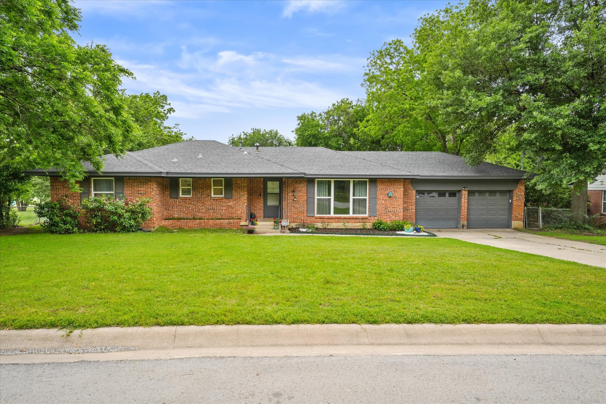2703 Rockwood Lane Denton TX 76209