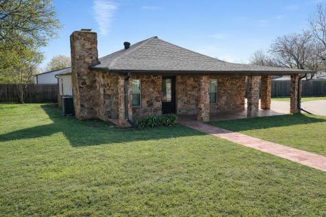 405 S Hannaford Street Granbury TX 76048