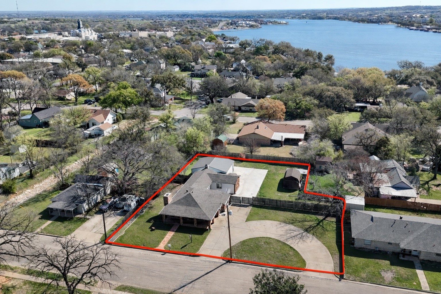 405 S Hannaford Street Granbury TX 76048