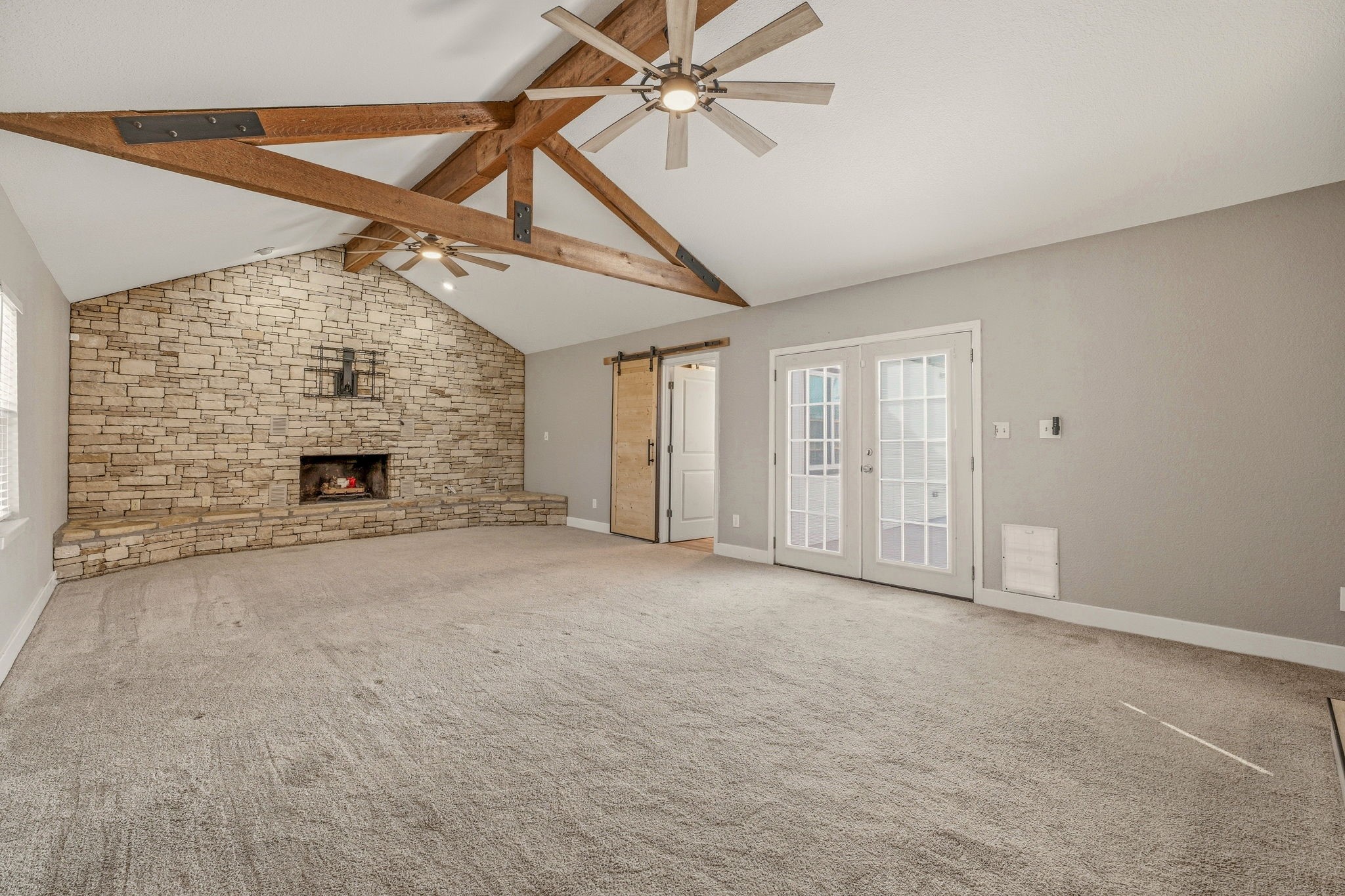 405 S Hannaford Street Granbury TX 76048