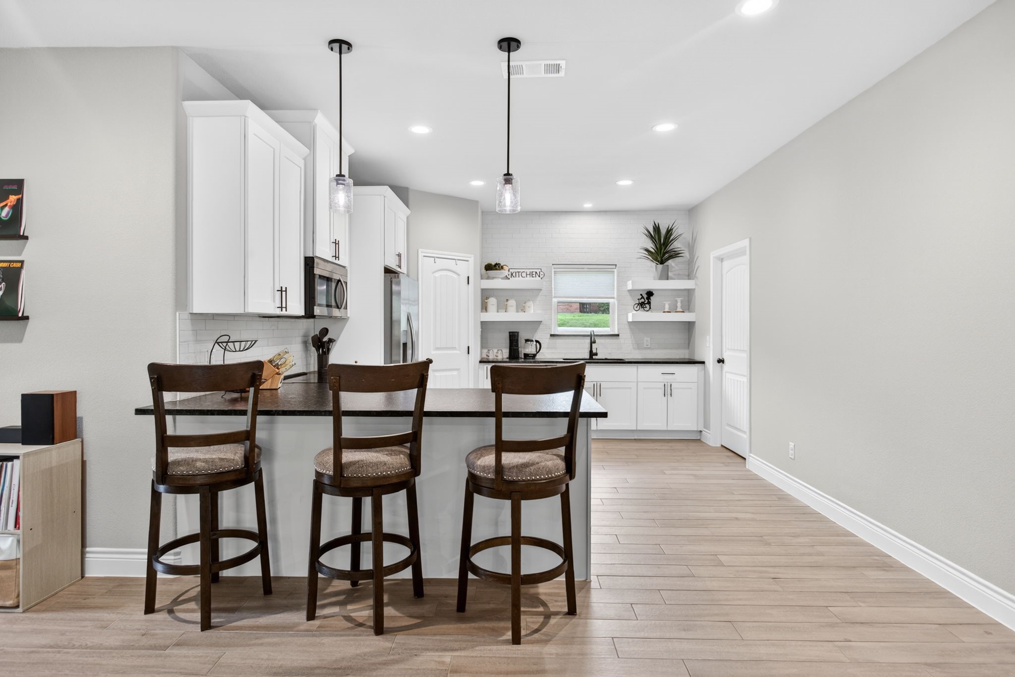 1311 E Apache Trail Granbury TX 76048