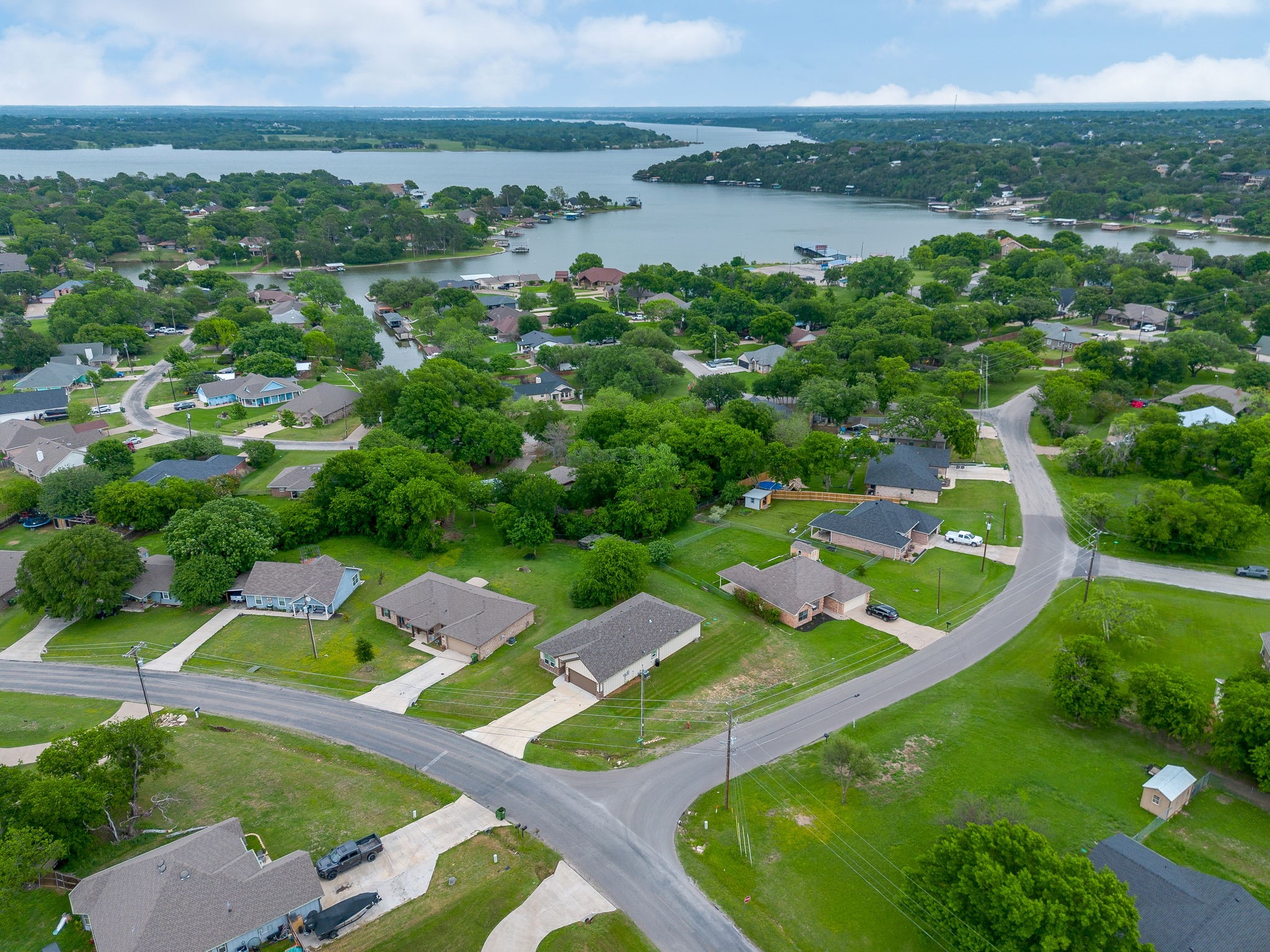 1311 E Apache Trail Granbury TX 76048