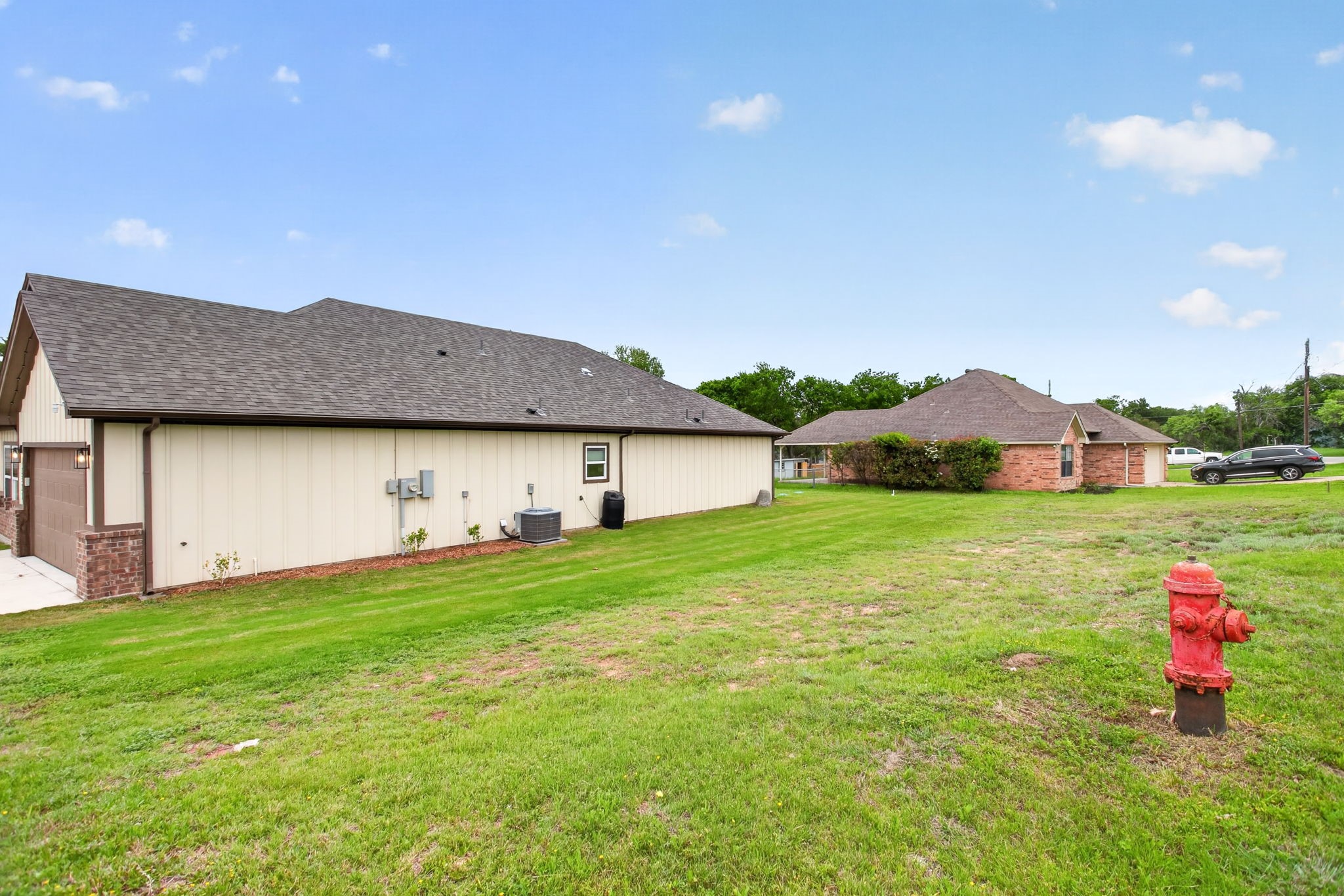 1311 E Apache Trail Granbury TX 76048