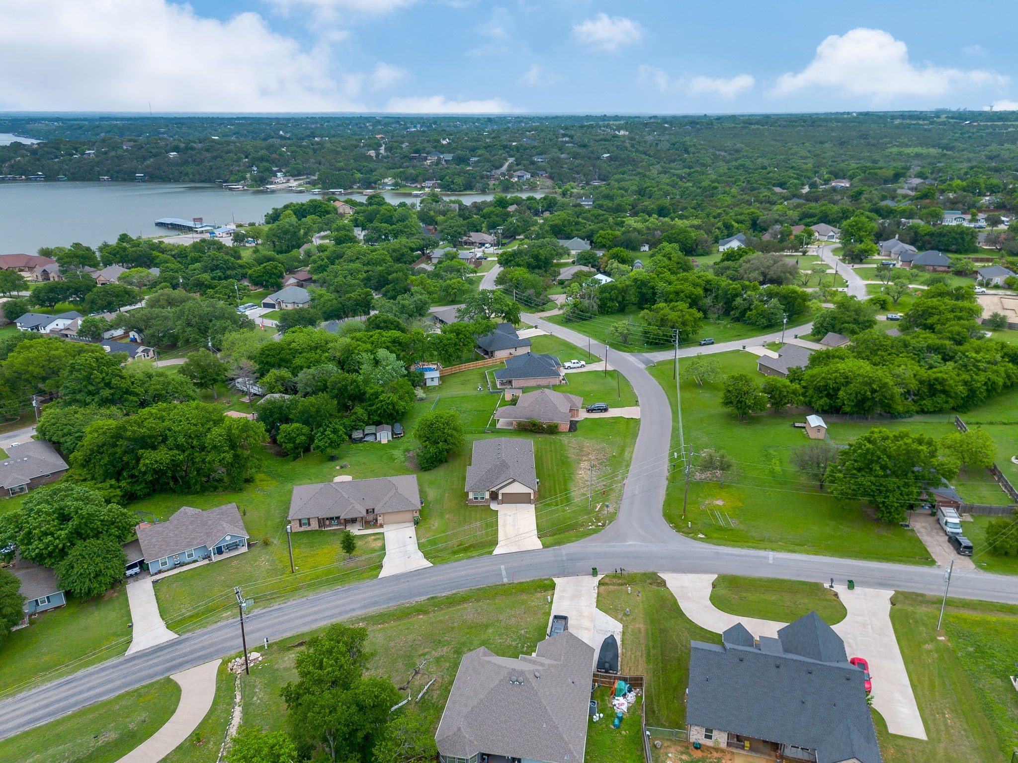 1311 E Apache Trail Granbury TX 76048