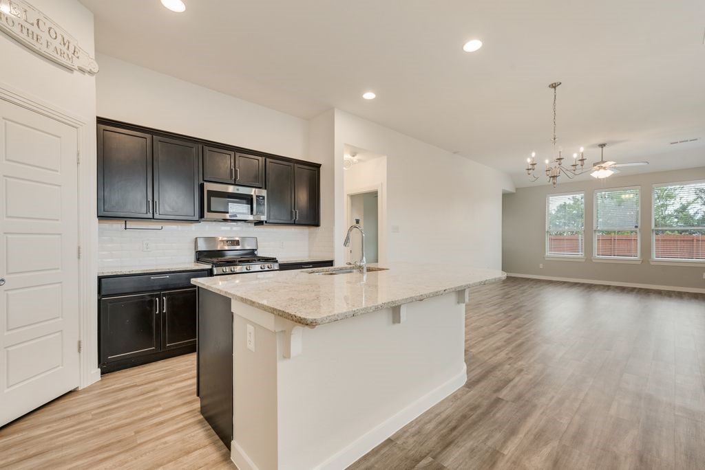 3411 Blue Granite Lane Heartland TX 75126