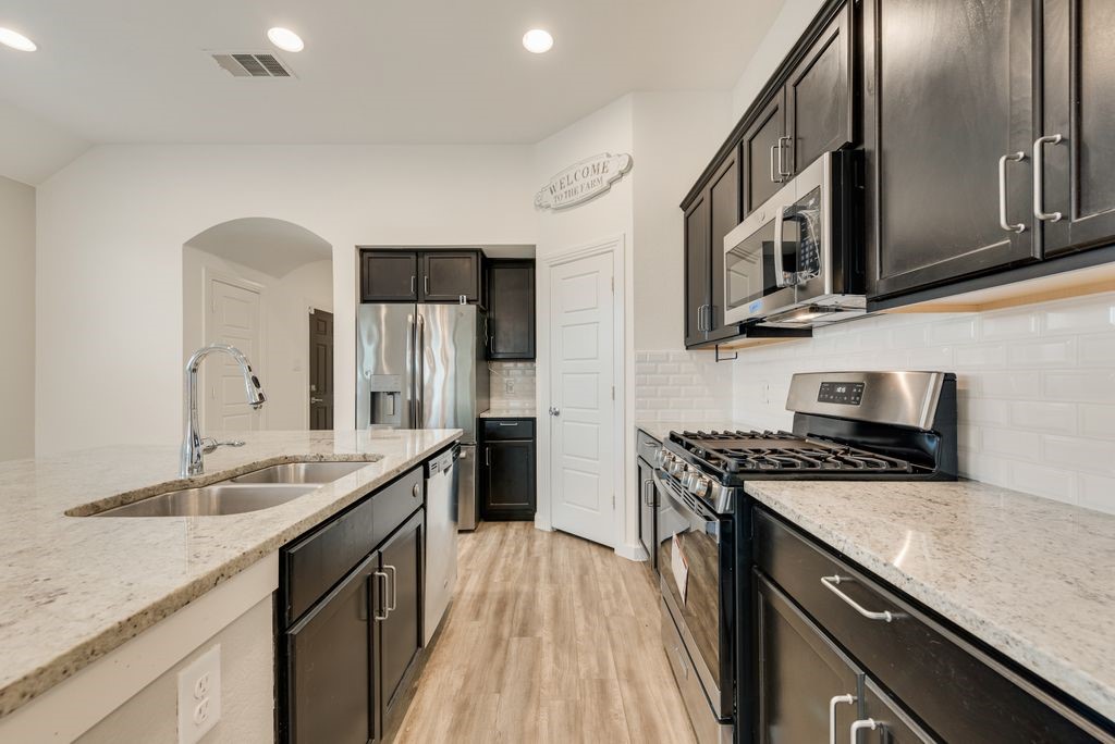 3411 Blue Granite Lane Heartland TX 75126