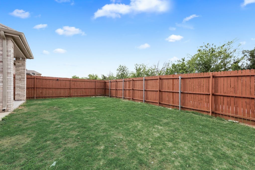 3411 Blue Granite Lane Heartland TX 75126