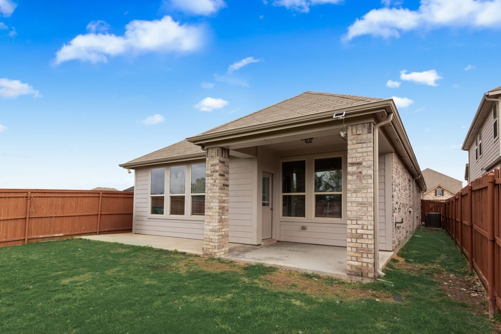 3411 Blue Granite Lane Heartland TX 75126