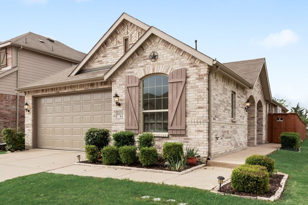 3411 Blue Granite Lane Heartland TX 75126