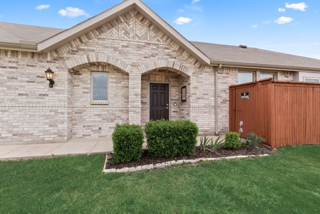 3411 Blue Granite Lane Heartland TX 75126