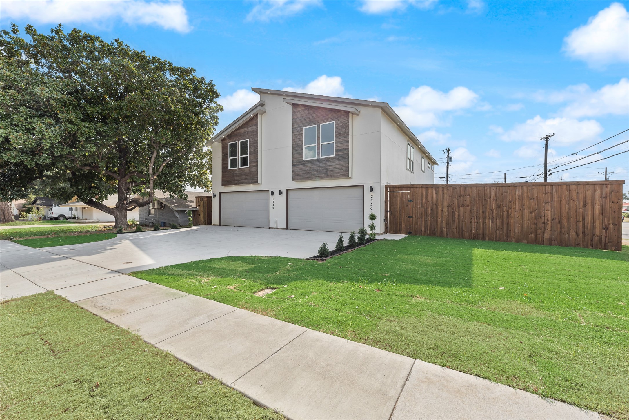 2330 Fairfax Irving TX 75060