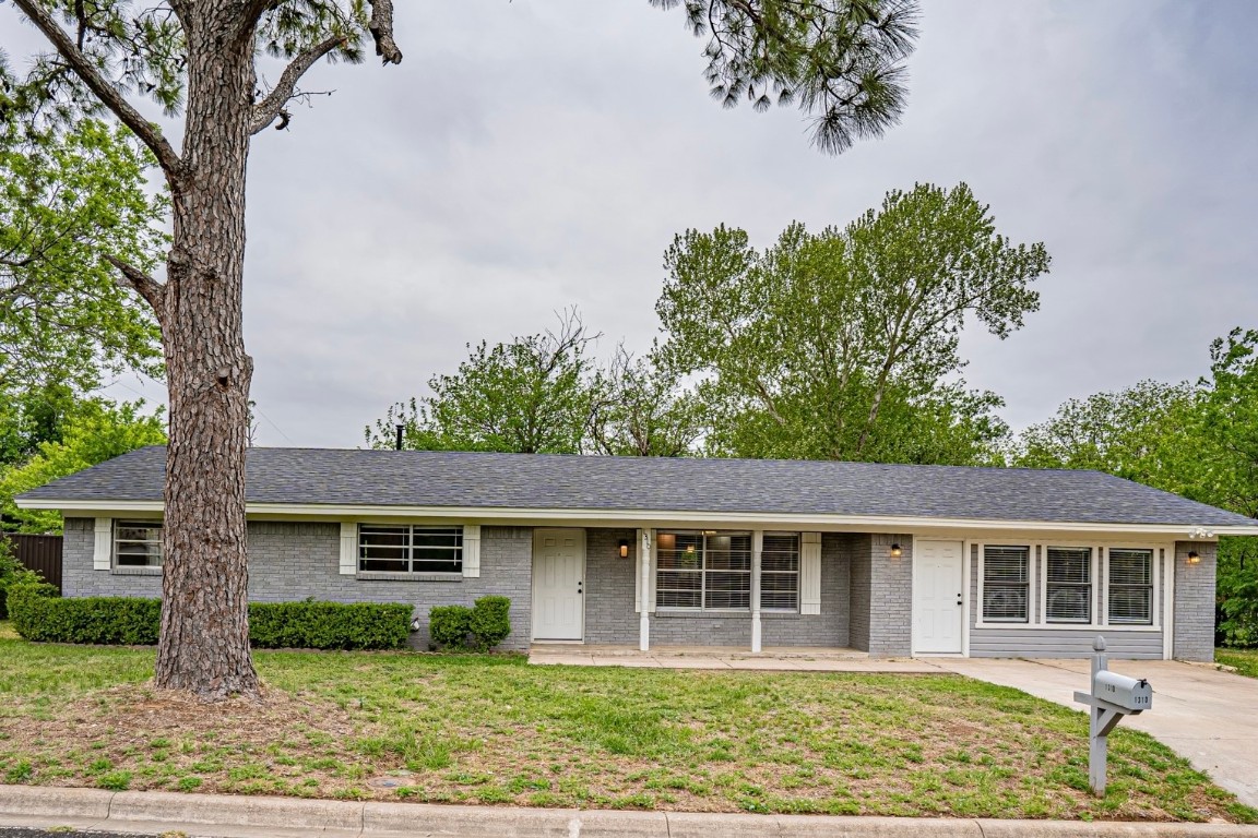 1310 N Chamberlain Street Stephenville TX 76401