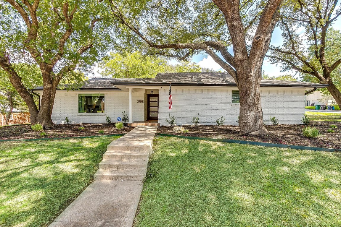 1809 Versailles Road Fort Worth TX 76116