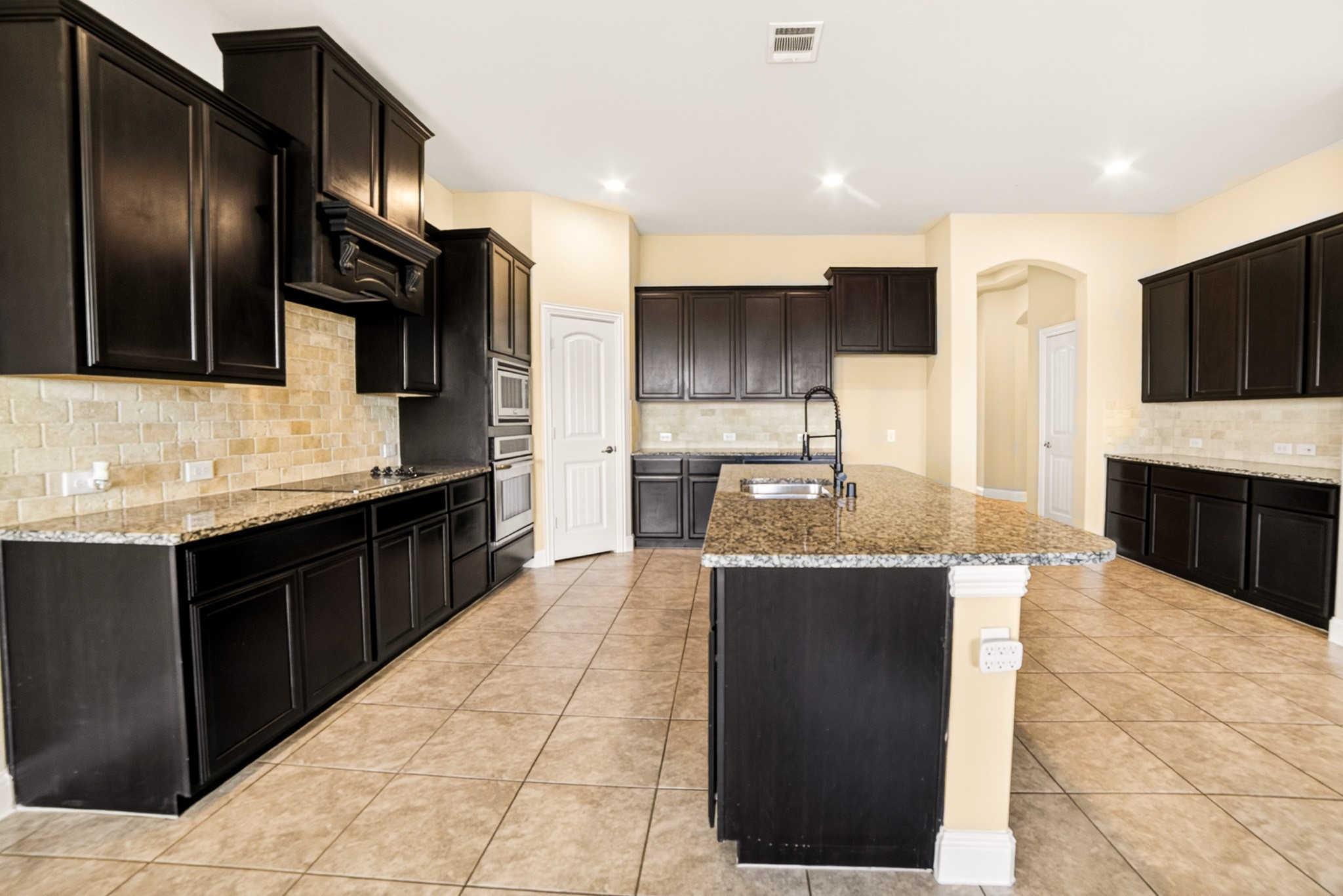 552 Winnetka Drive Oak Point TX 75068