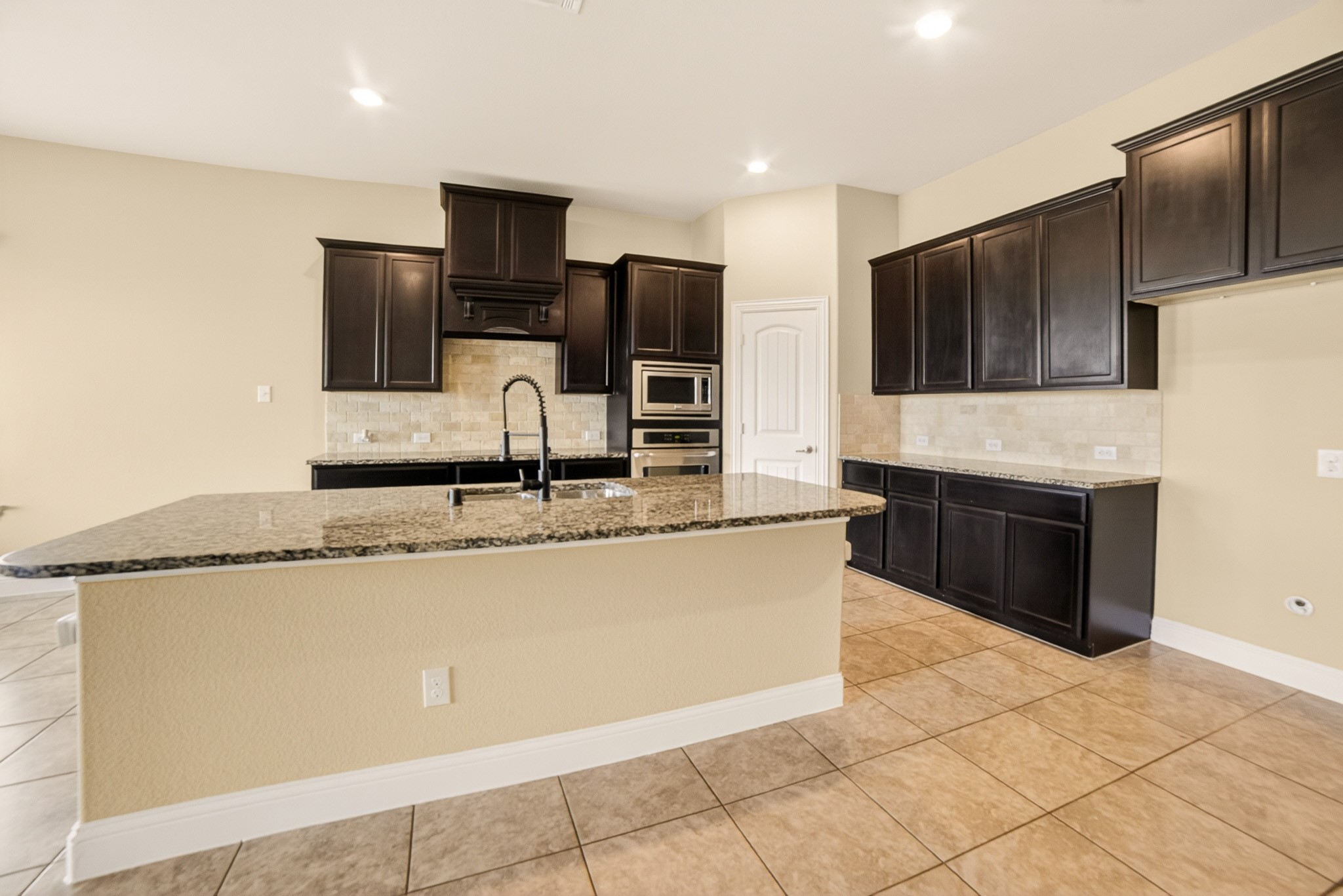 552 Winnetka Drive Oak Point TX 75068