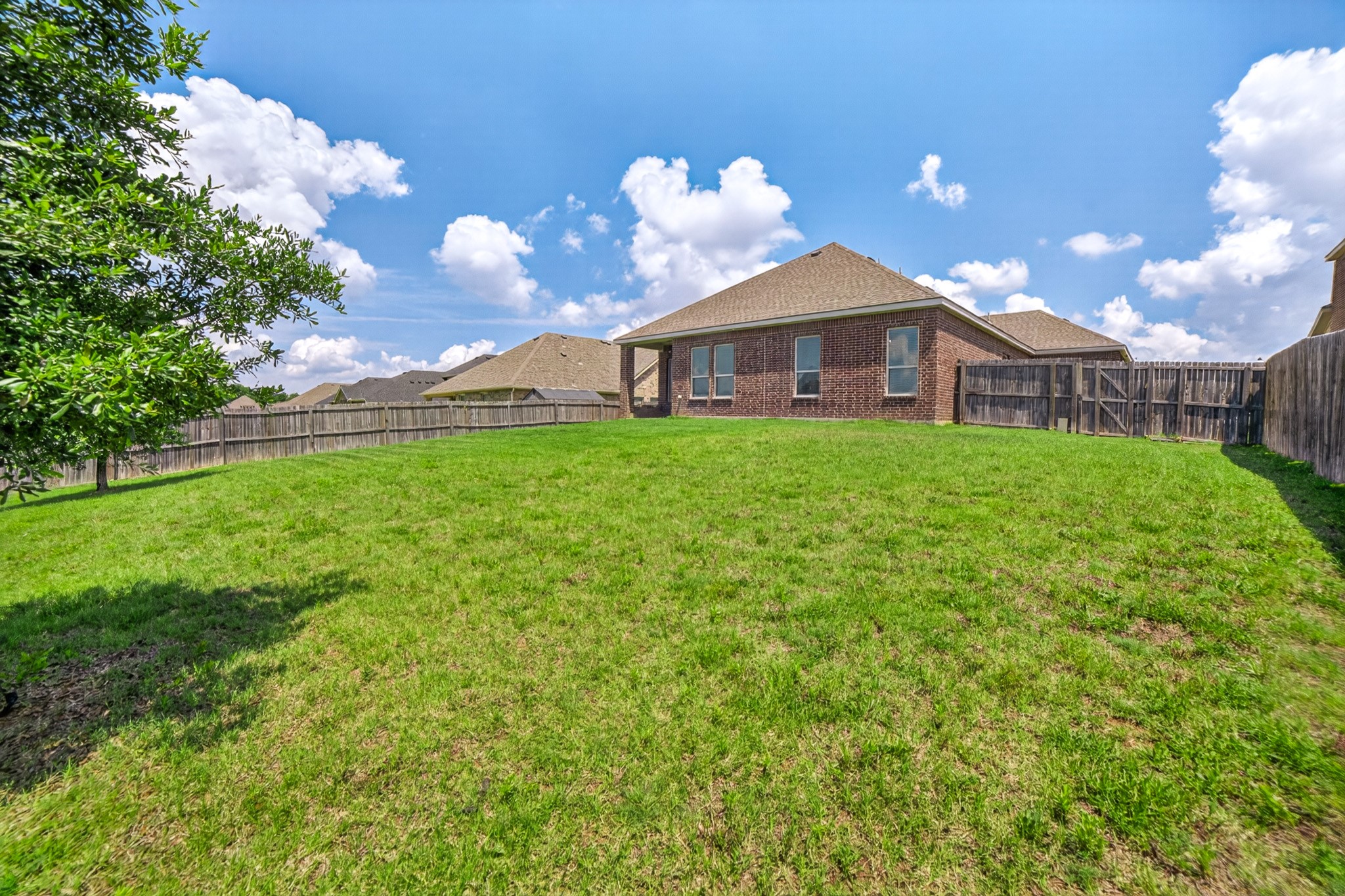 552 Winnetka Drive Oak Point TX 75068