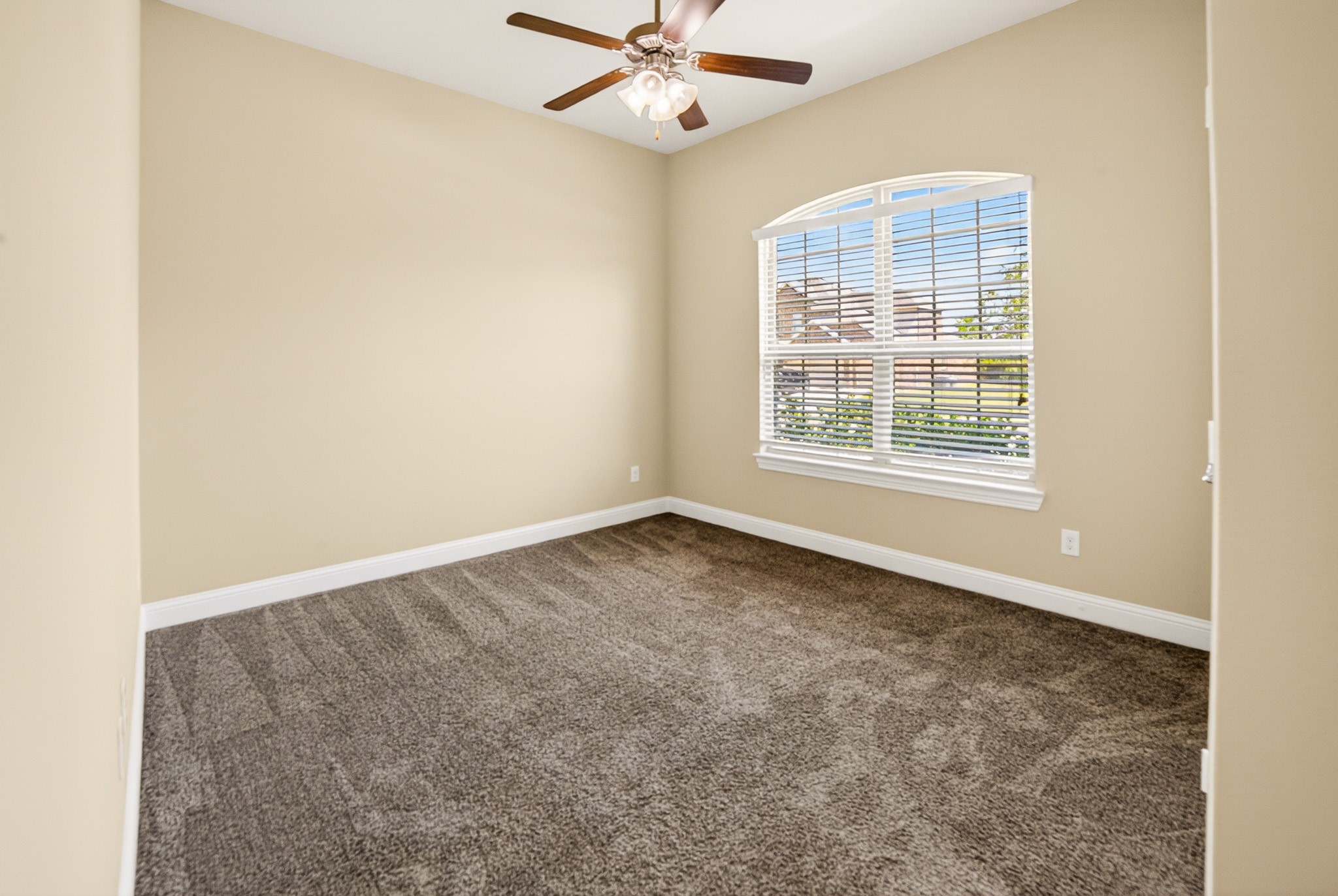 552 Winnetka Drive Oak Point TX 75068