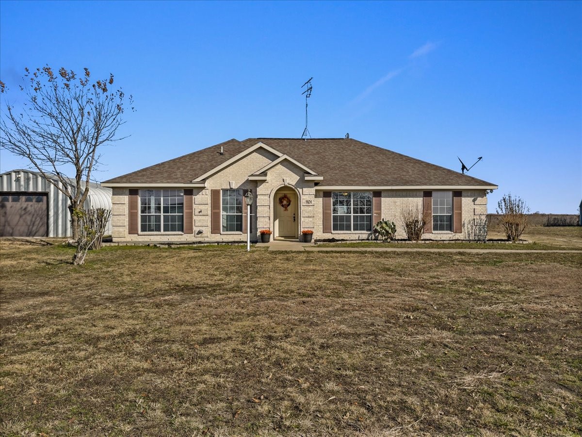 1101 Savanh Street Venus TX 76084