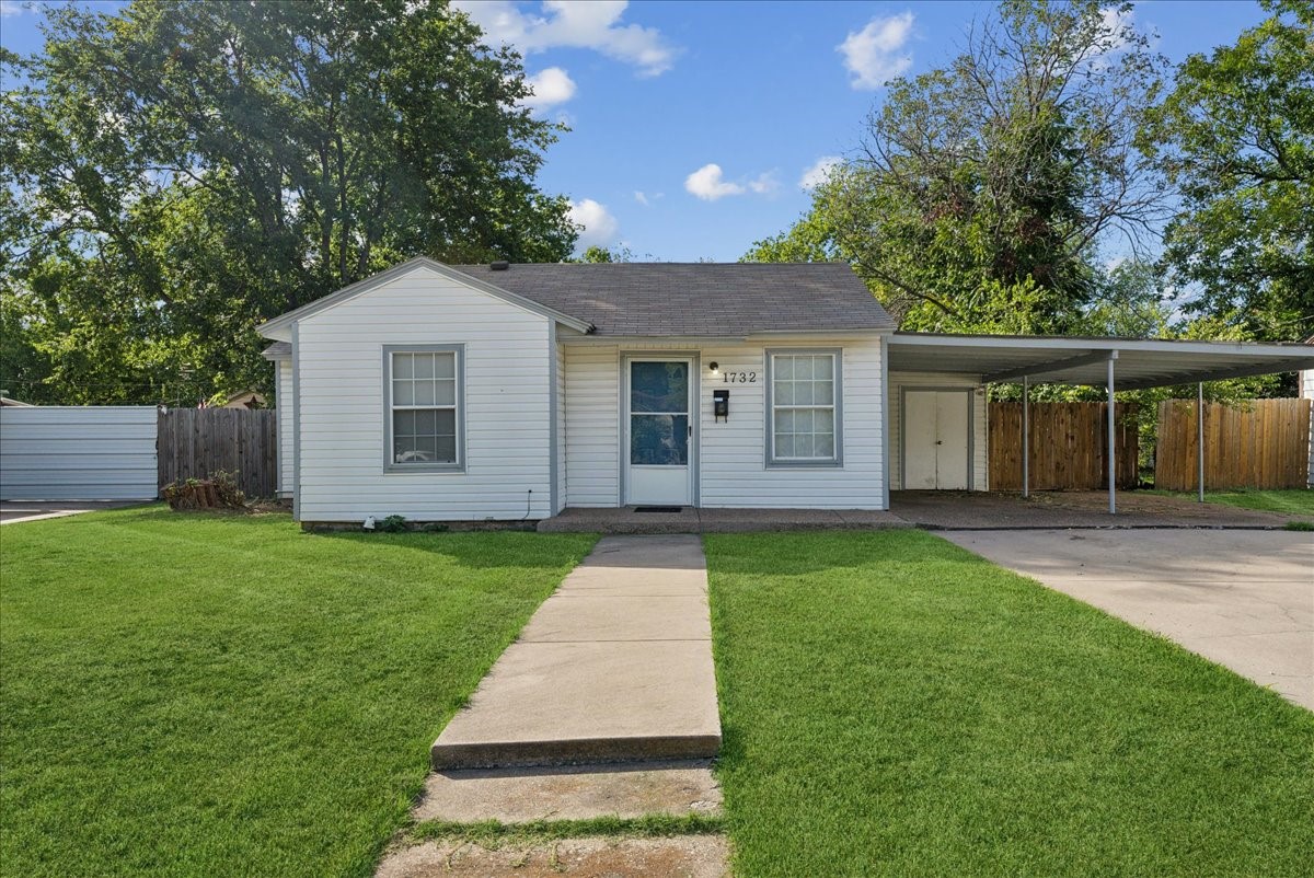 1732 Glenn Drive Blue Mound TX 76131