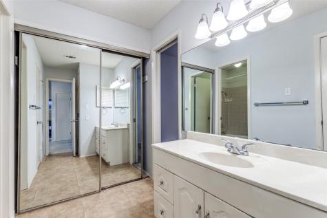 5981 Arapaho Dallas TX 75248