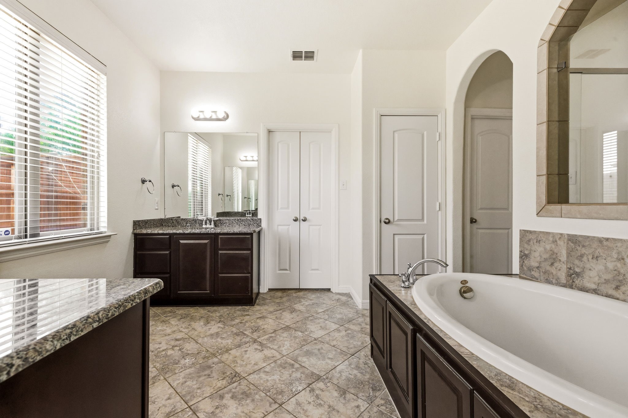 5115 Live Oak Drive Sachse TX 75048