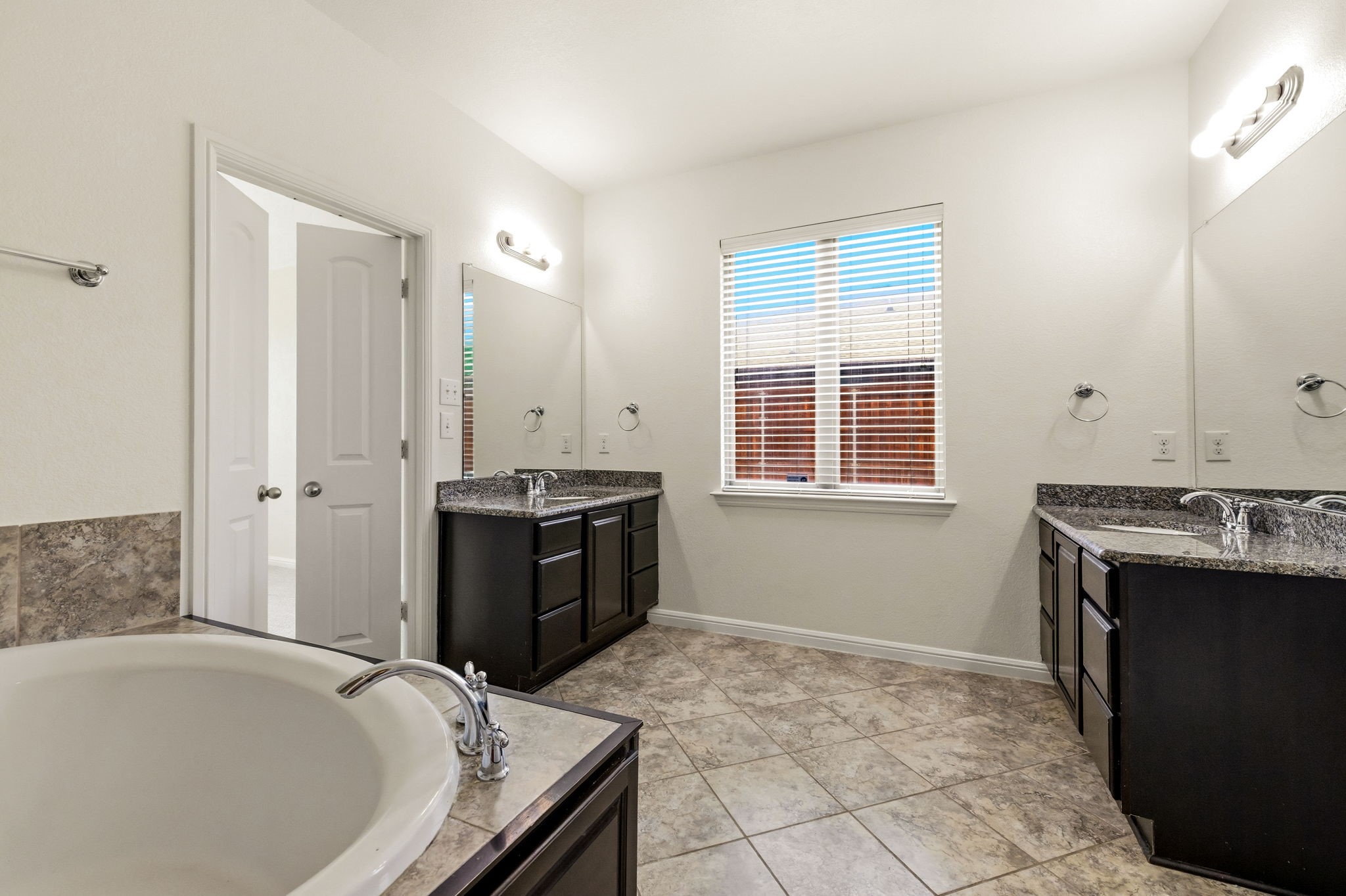 5115 Live Oak Drive Sachse TX 75048